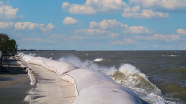 Rob Kenyon presenting at Hydrovision International 2022