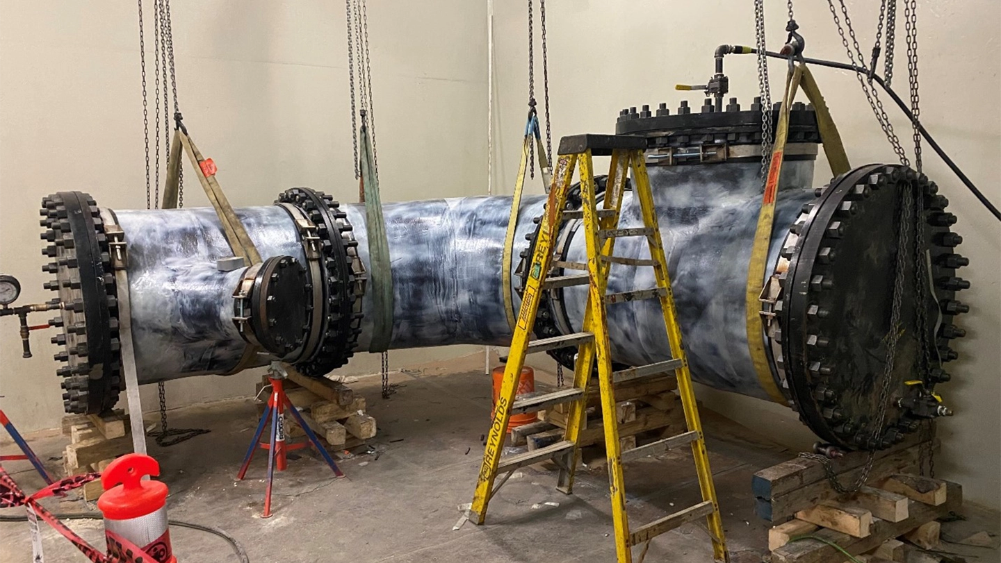 Full scale test apparatus