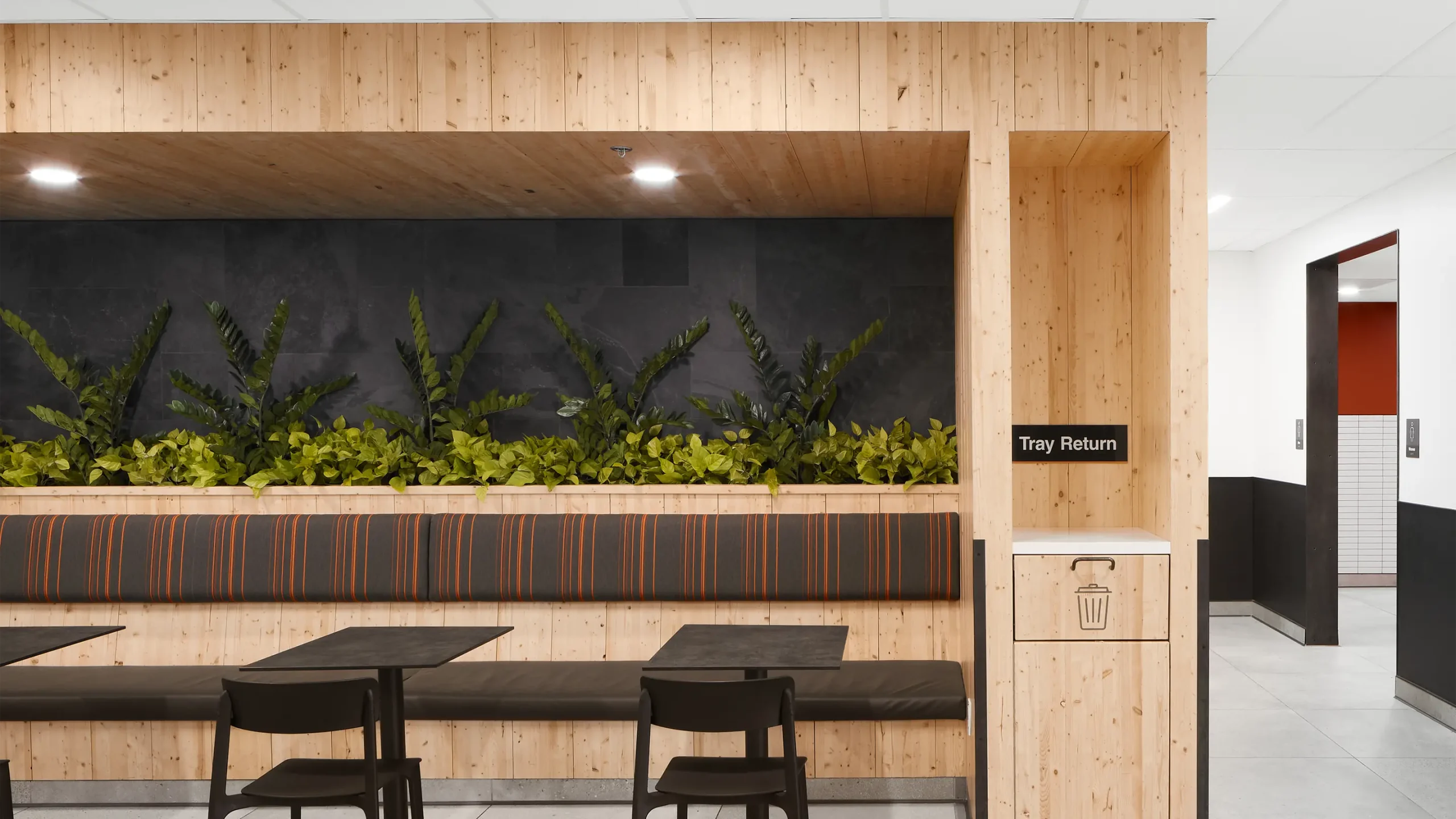 Interior of terminal, table seating