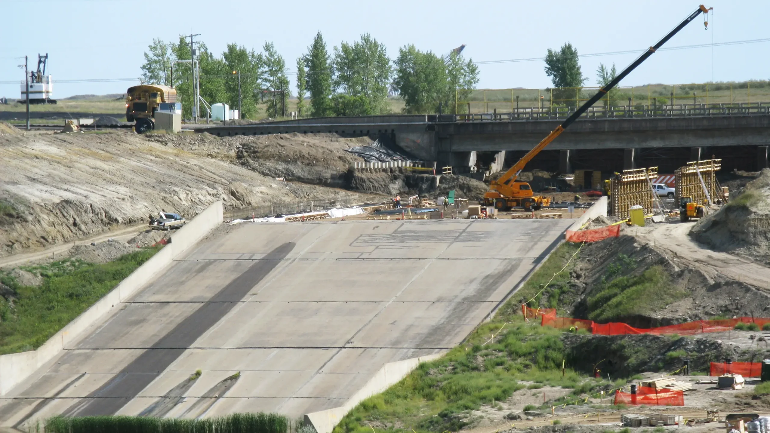 Spillway construction