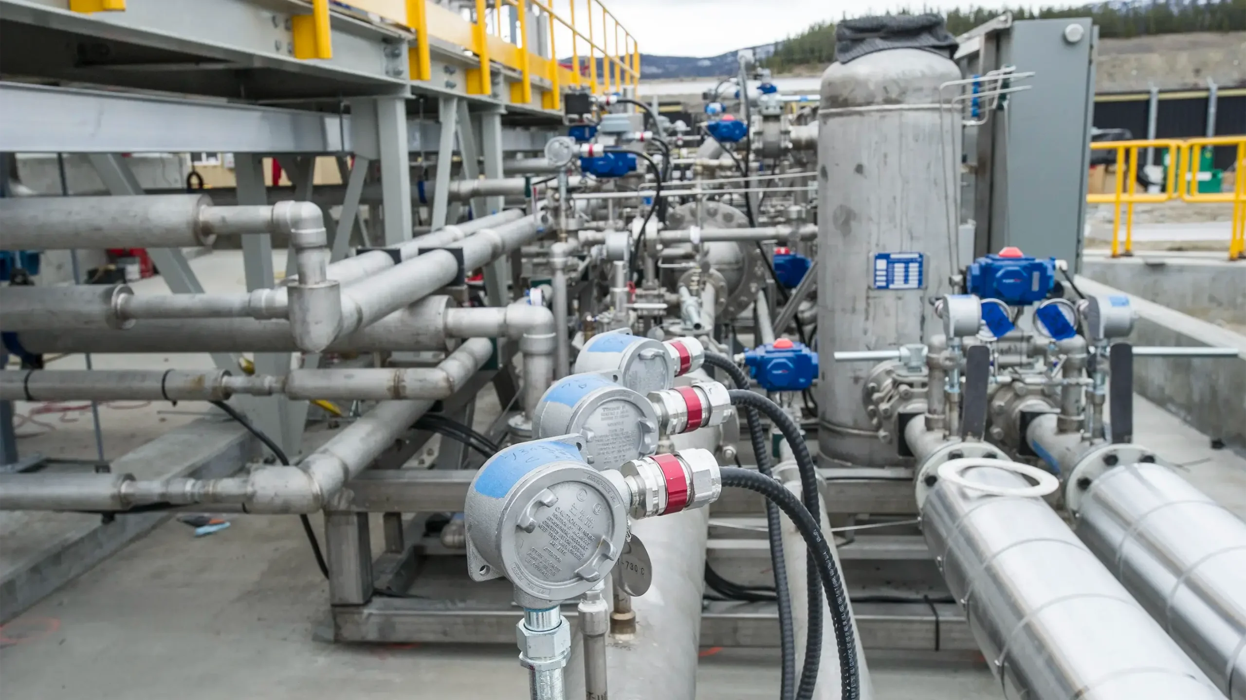 Exterior station infrastructure